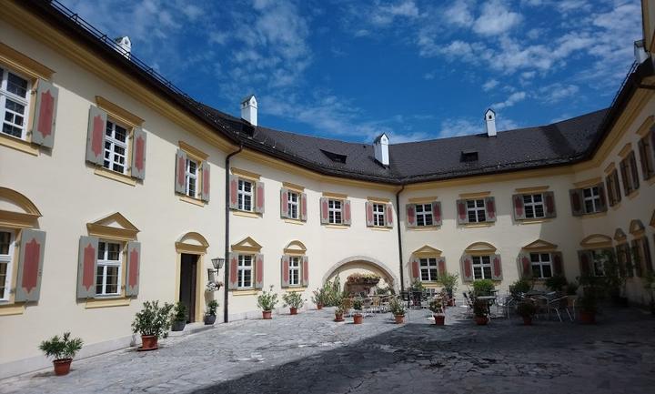 Burgladerl Schloss Hohenaschau